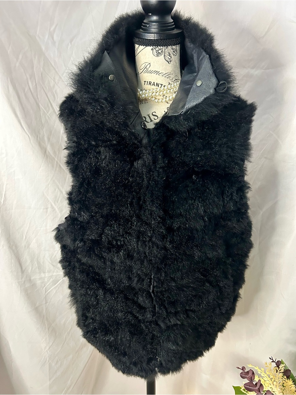 Boho Vintage For UR Eyes Real Leather Vest w/ New Zealand Opossum Fur Size Small